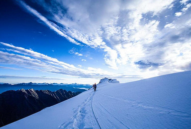 半脊峰5430米攀登计划 技术型登山 毕棚沟徒步（7日行程）