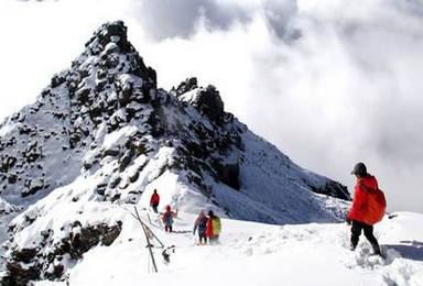 西部攀登 人生的第一座5000 雪山 四姑娘山大峰登山活动（3日行程）