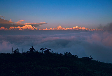 雪中情户外 牛背山媲美的二郎山红岩顶 人少景美 露营仰望星空（3日行程）