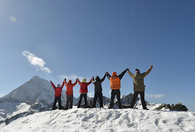 三奥雪山巴谷多神山 入门级高海拔登山活动 不露营版（3日行程）