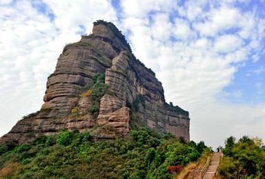 清明假期 登丹霞最高峰 巴寨 穿越韶关时空隧道 南华禅寺祈福（2日行程）