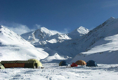 荒野探索 2017年玉珠峰全年攀登计划（7日行程）