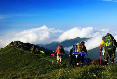 北京第一高峰东灵山2303米 聚灵峡 百草甸 灵山珠峰（1日行程）