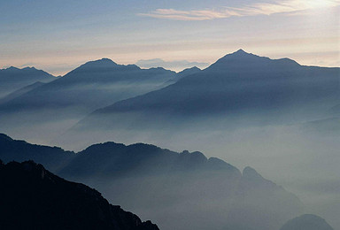 鹤鸣山 雾中山徒步（1日行程）