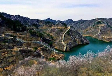 黄花城 塞外景 江南风 尽在 花漾 水长城（1日行程）