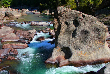 可可托海 额尔齐斯大峡谷 享受一个阳光 清净 休闲的假期（3日行程）