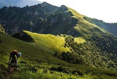 徒步 穿越黄草梁 寻找遗失的象鼻山（1日行程）