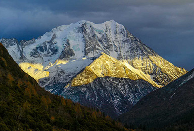 东方白牦牛 雅拉雪山穿越 寻找最美的风景（4日行程）