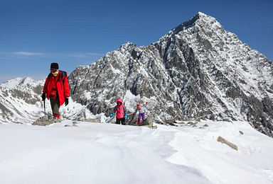 三奥雪山之奥太娜登山 海拔5000米级别雪山攀登（6日行程）