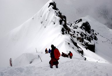 四姑娘山二峰攀登尝试第一次雪山技术攀登行程（3日行程）