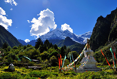 雨崩 梅里雪山 徒步世外桃源精品纯玩半自助游召集令（7日行程）