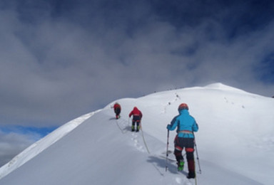 贡嘎雪山卫峰 5588米那玛峰登山计划（7日行程）