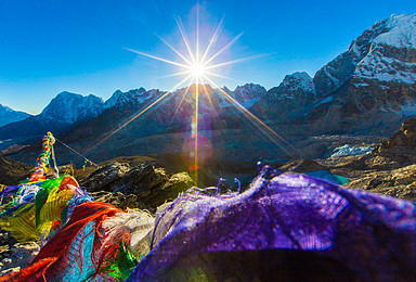 世界顶级路线 尼泊尔珠峰南坡大本营EBC徒步 岛峰攀登（17日行程）