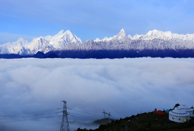 摄影新宠红岩顶 媲美牛背山 云海 日出 星空 雪山 贡嘎（2日行程）