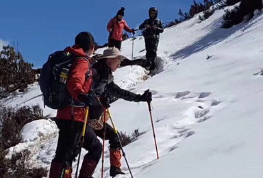 四姑娘山二峰攀登尝试第一次雪山技术攀登（4日行程）