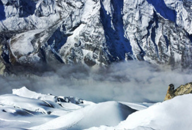 尼泊尔珠峰大本营徒步EBC 攀登六千米级岛峰（15日行程）
