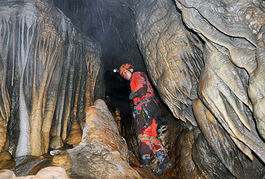 探索北京地下200米的地下世界  流浪洞（1日行程）