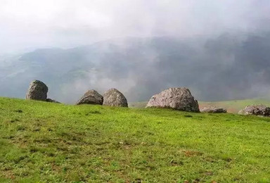 这个9月我想和你一起去爬山 花石头 红土地（2日行程）