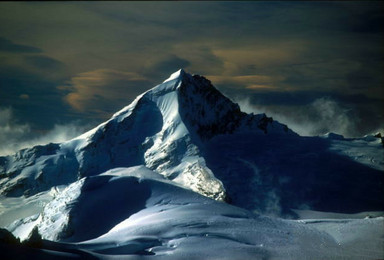 新西兰南北岛冰火探险 徒步之旅10天9晚（10日行程）