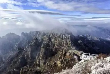 白石山 黄山之奇 华山之险 张家界之秀（1日行程）