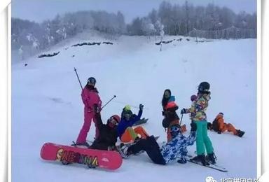 元旦滑雪教学 免费涮锅（1日行程）