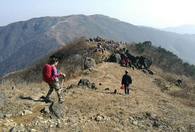 杀猪宰羊备年货 徒步登高铁匠山（3日行程）