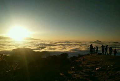 达瓦更扎 云上的世界 云海的天堂 神木垒 0徒步（2日行程）