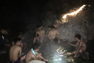寒冬里的野温泉(2日行程) 寒冬里的野温泉(2日行程)