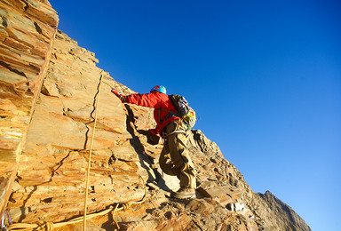 全年计划 四姑娘山三峰攀登 含技术装备（4日行程）