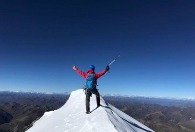 贡嘎山 那玛峰5588米攀登计划（7日行程）