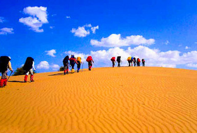 端午 徒步穿越中国七大沙漠 库不齐沙漠 赏黄河第一湾老牛湾（4日行程）