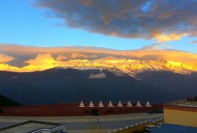 天堂 雨崩 世外桃源 雨崩村 徒步朝圣之旅(7日行程) 天堂 雨崩 世外桃源 雨崩村 徒步朝圣之旅(7日行程)