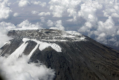 7加2 最高峰系列非洲乞力马扎罗龙盖线登山（8日行程）