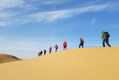 远征腾格里 沙漠五湖连穿（4日行程）