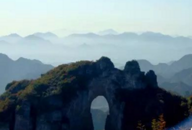 登蚕姑坨远眺狼牙山(1日行程) 登蚕姑坨远眺狼牙山(1日行程)