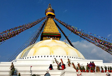 尼泊尔深度体验 加德满都 纳加阔特 博卡拉 奇特旺（8日行程）