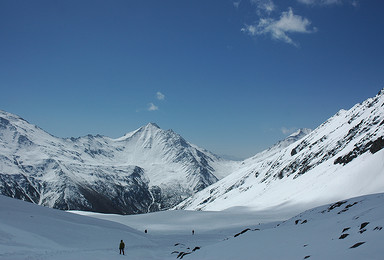 雪线之上 挑战人生中的第一个5000米 四姑娘山大峰登山攀登（3日行程）