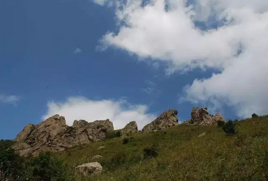 周末休闲 灵山 登顶灵山   征服北京最高峰（1日行程）