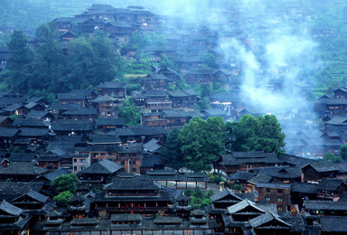 黔贵美高铁四天 天天出发（4日行程）