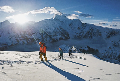 那玛峰专业户夏尔巴探险 贡嘎雪山 5588米那玛峰登山计划（7日行程）