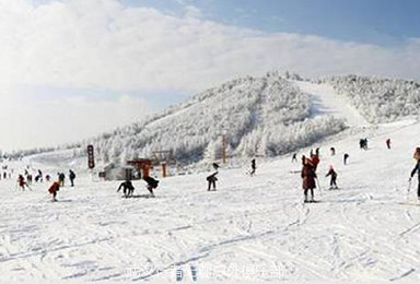神农架国际雪场  记忆中的最深处 激情滑雪季（2日行程）
