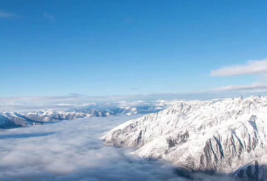 全年计划四姑娘山大峰5000米级入门雪山攀登（3日行程）