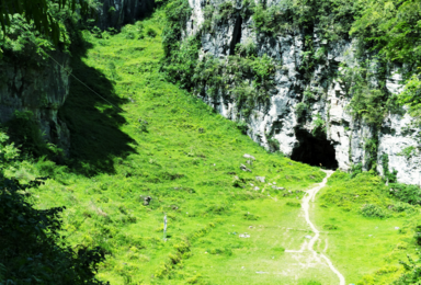 走进怒晴湘西拍摄地 清江古河床 船游屏山峡谷 行摄恩施大峡谷(3日行程) 走进怒晴湘西拍摄地 清江古河床 船游屏山峡谷 行摄恩施大峡谷(3日行程)