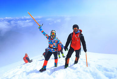 攀登人生第一座雪山,挑战5396米哈巴雪山登顶活动(4日行程) 攀登人生第一座雪山,挑战5396米哈巴雪山登顶活动(4日行程)