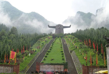 湖北恩施大峡谷,清江画廊,女儿城,梭布垭,神农架(5日行程) 湖北恩施大峡谷,清江画廊,女儿城,梭布垭,神农架(5日行程)