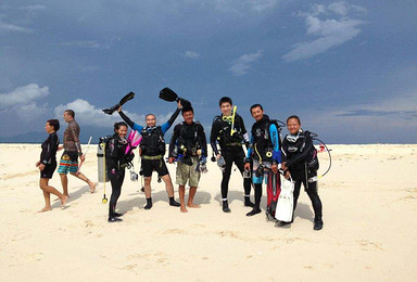 19年马来西亚 马达京 卡帕莱 海洋公园 探访巴瑶族沙滩浮潜（6日行程）