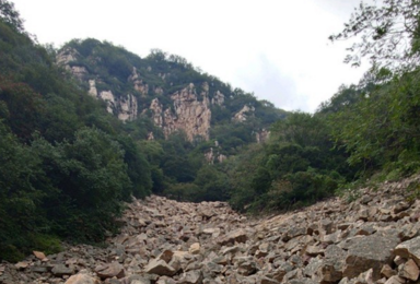 徒步九山顶 登顶主峰 看大好河山(1日行程) 徒步九山顶 登顶主峰 看大好河山(1日行程)