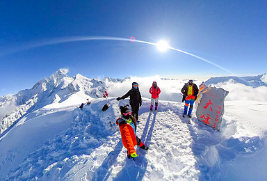 5000级入门山峰最佳选择 四姑娘山 大峰 二峰 每天发团(4日行程)