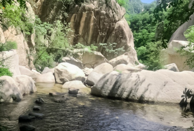 水泉沟穿越 北京五大最秀美的穿越线路之一 8公里伴溪行(1日行程) 水泉沟穿越 北京五大最秀美的穿越线路之一 8公里伴溪行(1日行程)