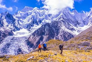 梅里北坡 : 轻吻卡瓦格博,探秘神山深处的冰川秘境(8日行程) 梅里北坡 : 轻吻卡瓦格博,探秘神山深处的冰川秘境(8日行程)